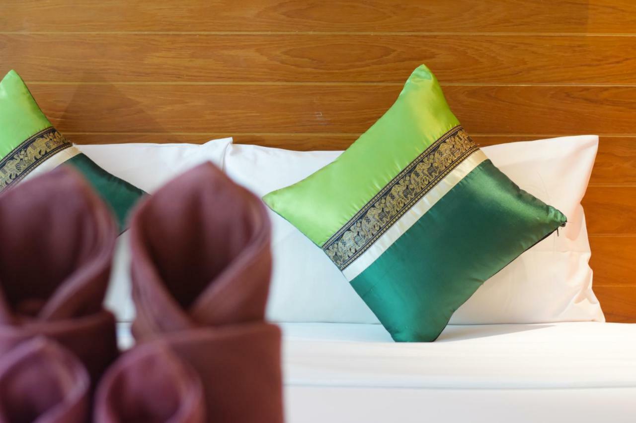 Honey Resort, Kata Beach Экстерьер фото